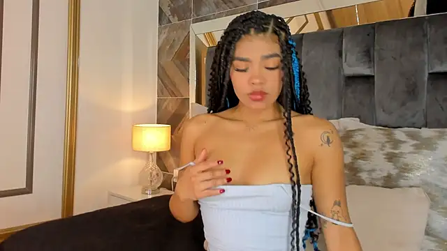 NaylaGrey online show from October 10, 11:31 am