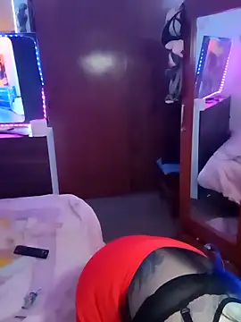 pinklajokr online show from March 3, 4:35 pm