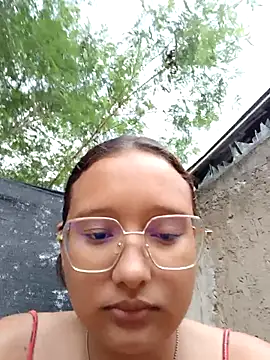 young dairy01 online show from November 4, 12:15 pm