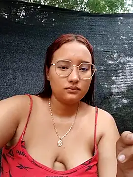 Snapshot of young_dairy01 chatting on January 13, 11:59 am young dairy01 online show from January 13, 11:59 am