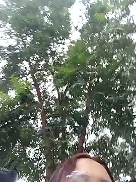 Snapshot of young_dairy01 chatting on February 3, 12:21 pm young dairy01 online show from February 3, 12:21 pm