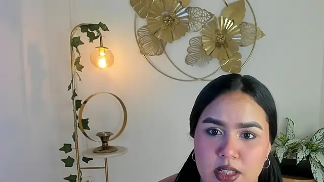 Snapshot of Jade_gonzalez chatting on October 8, 3:48 am Jade gonzalez online show from October 8, 3:48 am