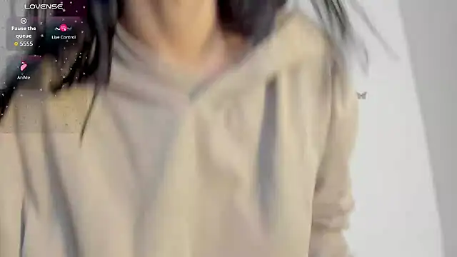 Snapshot of isa_martinexxx chatting on November 8, 10:41 pm isa martinexxx online show from November 8, 10:41 pm