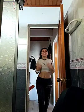  TOMOE online show from October 26, 9:21 pm