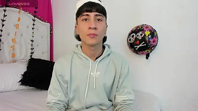 XaanderGrey online show from October 15, 3:34 pm