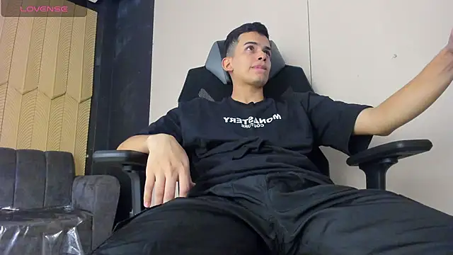 JuanSixx online show from December 14, 8:57 pm