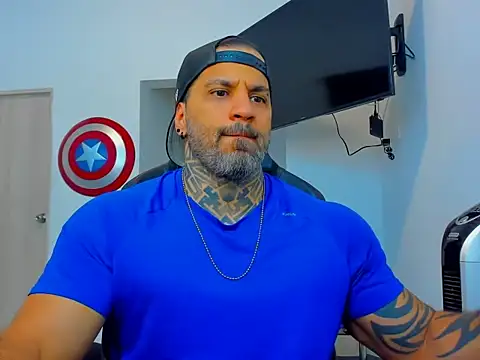 JoshRigby online show from October 25, 8:14 pm