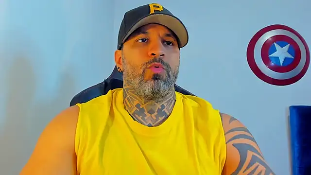 JoshRigby online show from April 2, 7:11 pm