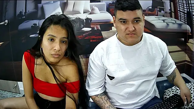 Snapshot of Charly_and_laura chatting on October 1, 7:53 pm Charly and laura online show from October 1, 7:53 pm