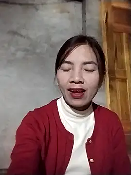 Snapshot of lmc-zz chatting on January 13, 12:49 am lmc-zz online show from January 13, 12:49 am