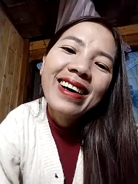 Snapshot of lmc-zz chatting on January 15, 12:48 am lmc-zz online show from January 15, 12:48 am