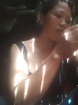 Snapshot of bree-zz chatting on September 27, 2:38 am bree-zz online show from September 27, 2:38 am