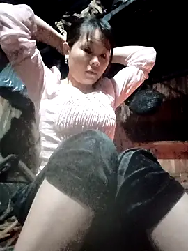 bree-zz online show from January 14, 11:31 pm