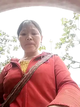 bree-zz online show from March 5, 8:21 am