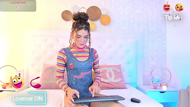 kendallspears 1 online show from October 11, 3:39 am