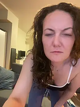 sexybriiiixoxo online show from May 9, 2:17 am