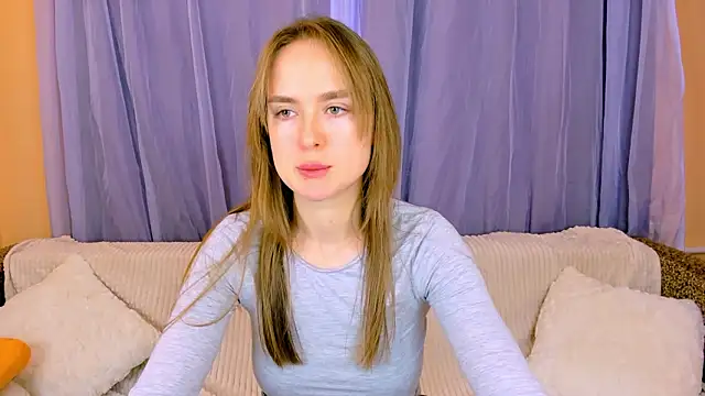 LilMary  online show from March 17, 7:33 am