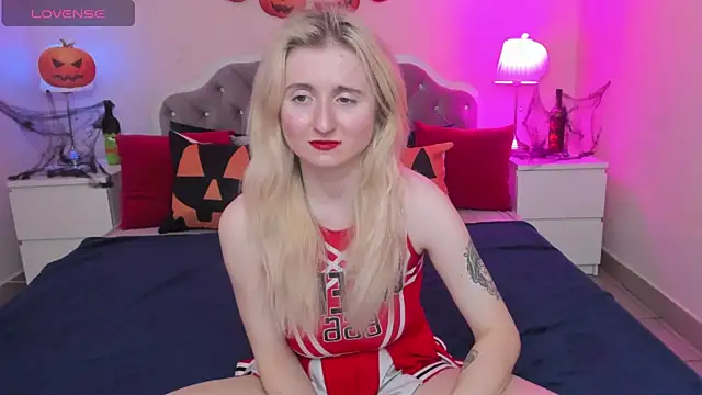 CamillaDreamer online show from October 19, 3:34 pm