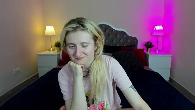 CamillaDreamer online show from November 5, 5:57 pm