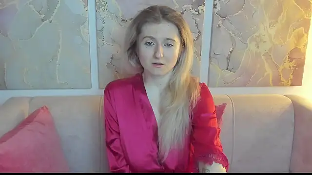 CamillaDreamer online show from March 27, 5:01 pm