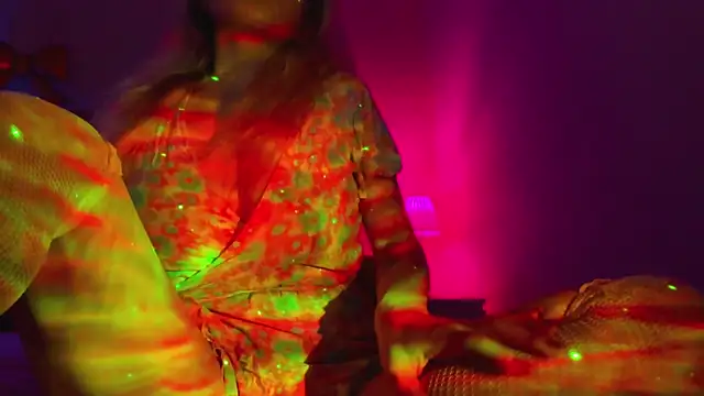 CamillaDreamer online show from April 15, 4:03 pm