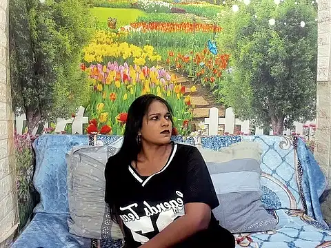 indianswtbella online show from September 26, 11:58 am