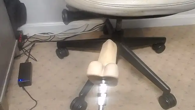 Snapshot of sackstor chatting on January 19, 3:53 pm sackstor online show from January 19, 3:53 pm