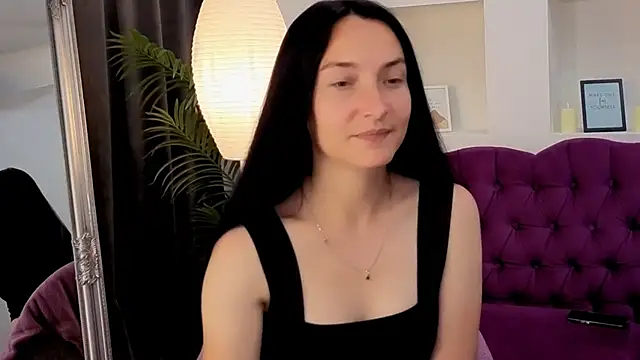 Snapshot of Emilly__Grey chatting on June 6, 6:12 pm Emilly Grey online show from June 6, 6:12 pm
