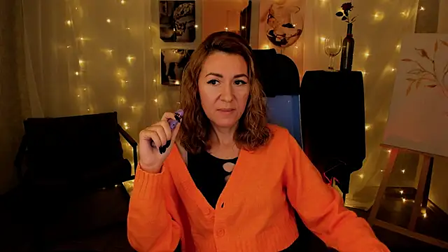 DonnaSmitth online show from October 31, 3:24 pm