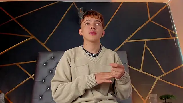 Lian Miller1  online show from December 3, 12:36 pm