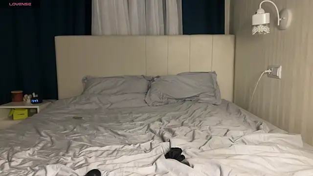 Rin the mermaid  online show from December 18, 8:48 pm