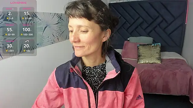 Valery More   online show from March 18, 1:14 pm