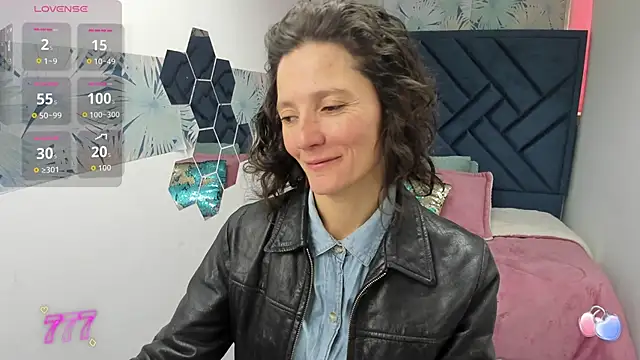 Valery More   online show from March 27, 1:11 pm