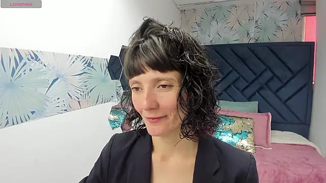 Valery More   online show from March 29, 1:11 pm