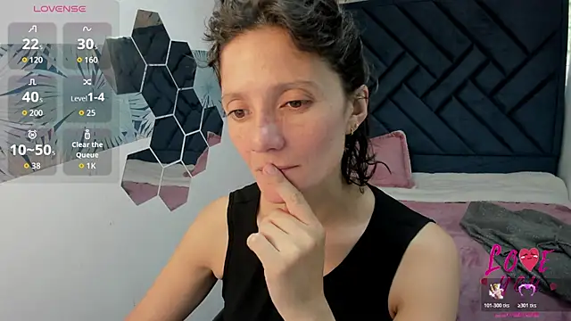 Valery More   online show from July 9, 1:26 pm