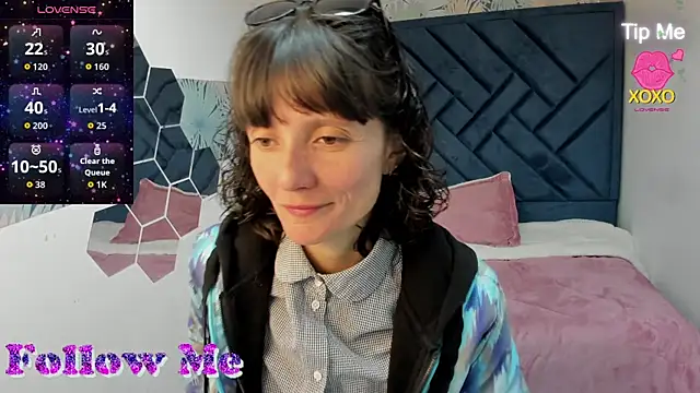 Valery More   online show from July 21, 12:29 pm