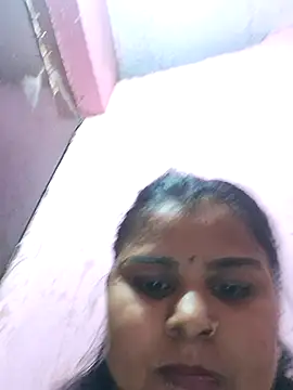 Snapshot of Mamta-Thakur chatting on October 25, 5:51 pm Mamta-Thakur online show from October 25, 5:51 pm