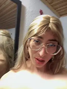 NICOLLE  12 online show from November 30, 2:15 am