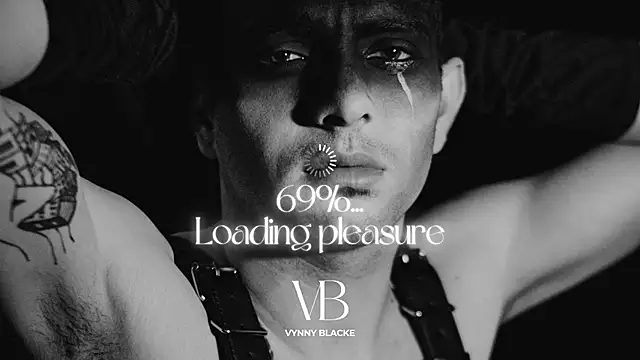 VynnyBlacke  online show from November 8, 9:02 pm