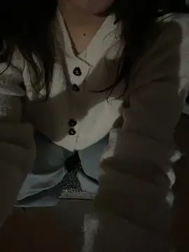 lee ly online show from March 11, 12:00 pm