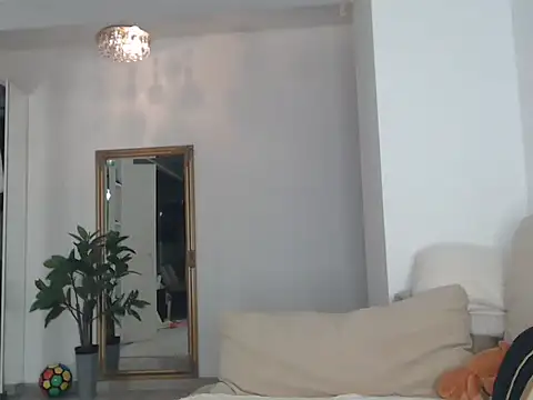 Aillineee1 online show from October 28, 8:55 pm