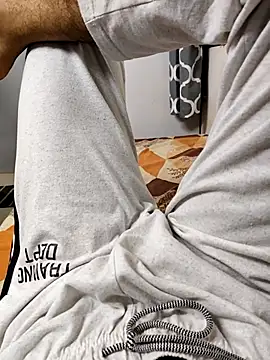 Mallu kalikar 69 online show from November 8, 4:40 pm