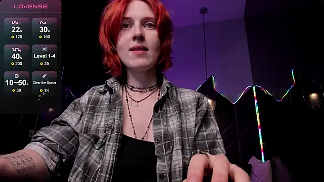 Snapshot of Freirenee chatting on October 19, 2:40 pm Freirenee online show from October 19, 2:40 pm