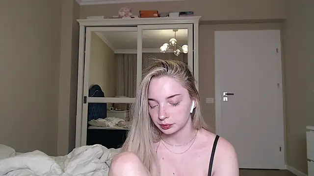 jessicahbelle online show from October 27, 11:09 pm