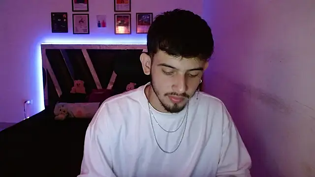 Sebasxxl12 online show from December 14, 10:25 pm