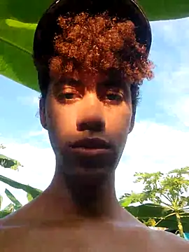 Snapshot of The_boy_good chatting on February 22, 9:57 pm The boy good online show from February 22, 9:57 pm