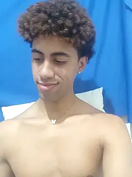 Snapshot of The_boy_good chatting on March 28, 9:03 pm The boy good online show from March 28, 9:03 pm