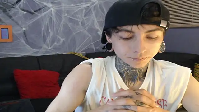 Kuregari xs online show from October 28, 6:28 am