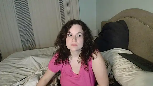 Snapshot of ClaireZX chatting on October 25, 4:53 am ClaireZX online show from October 25, 4:53 am