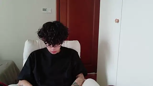 hangzi-0011 online show from October 19, 6:03 am